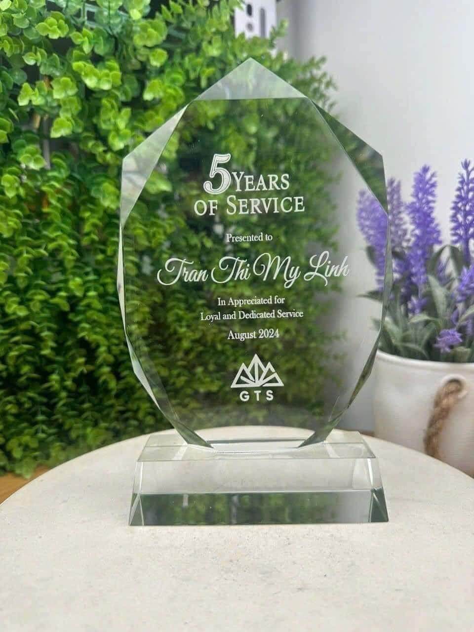 quà kỷ niệm thành lập công ty